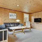 Gerty - 300m From The Sea By Interhome *